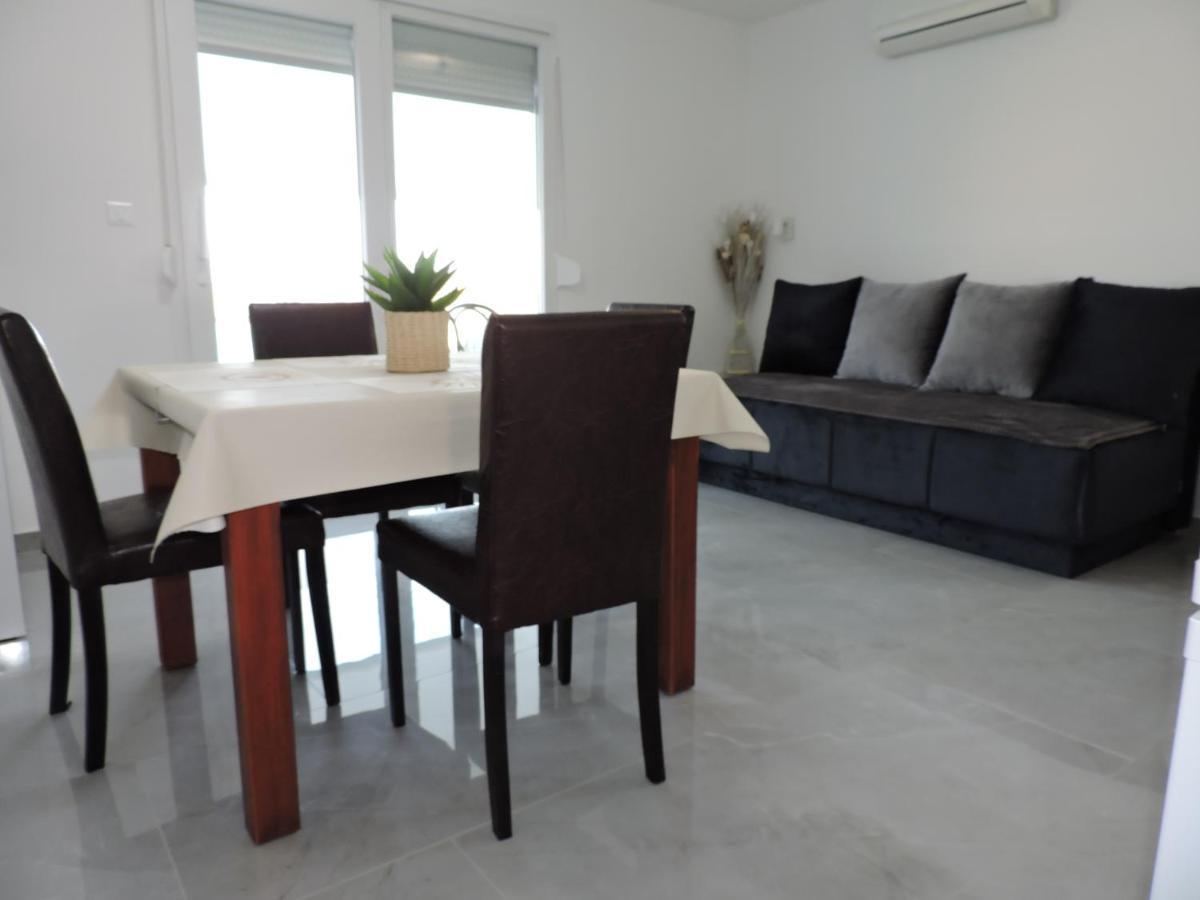 Berat Apartment Vodnjan Exterior foto
